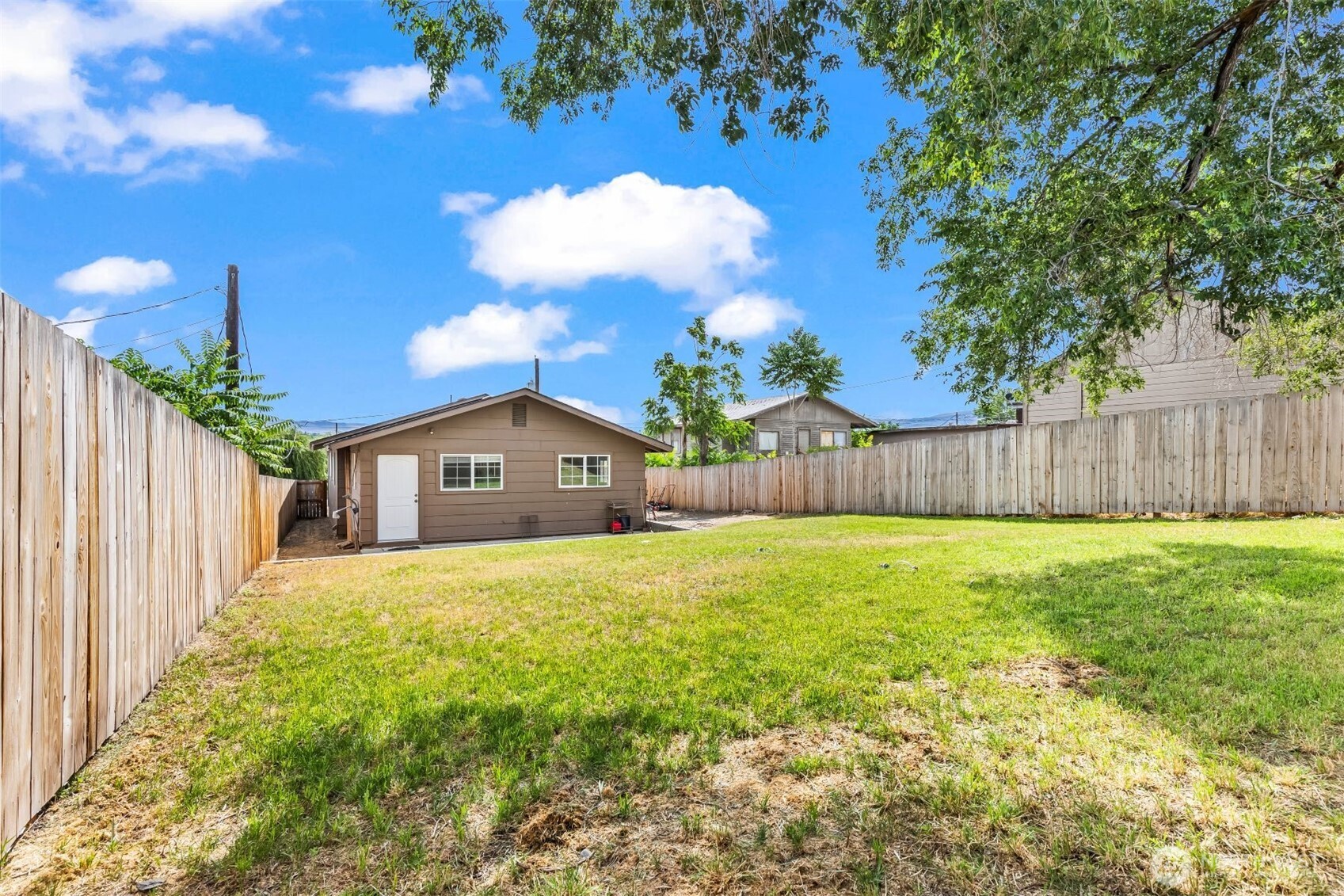 724 S Chelan Avenue , Wenatchee, WA 98801