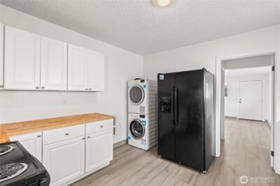 724 S Chelan Avenue , Wenatchee, WA 98801 - Photo 9