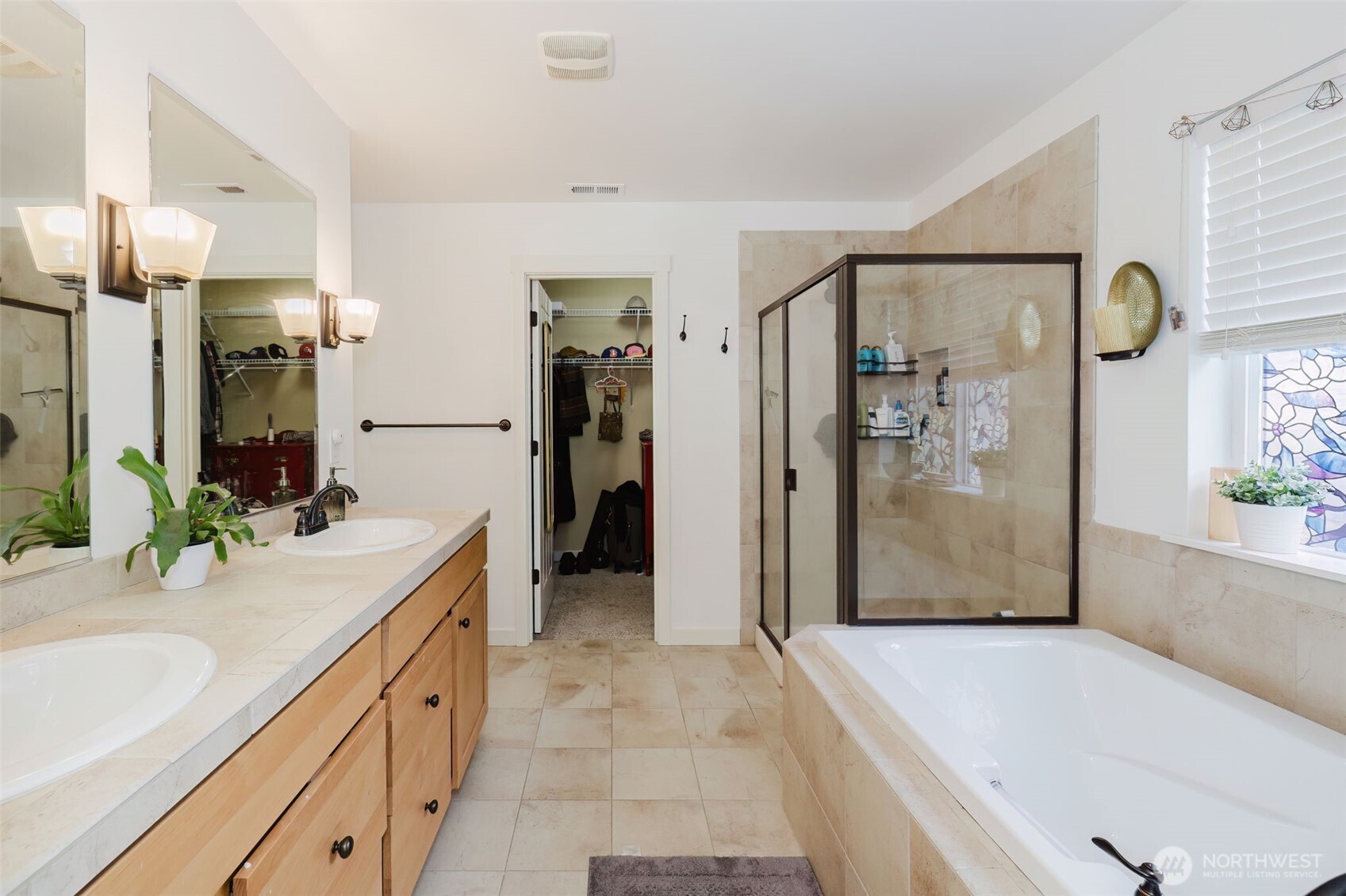 4412 NW Arriva Way , Silverdale, WA 98383