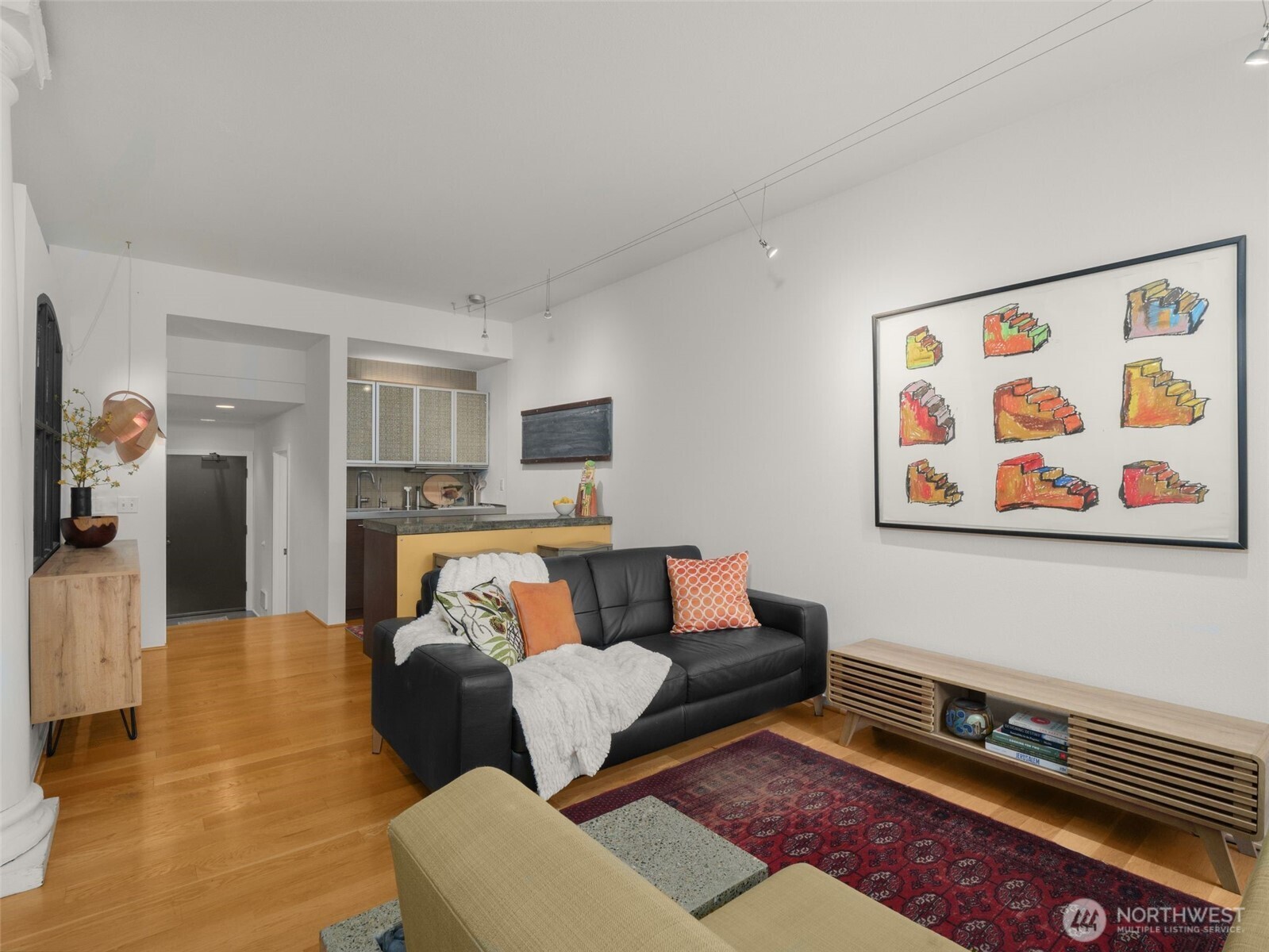 1401 5th Avenue W #104, Seattle, WA 98119