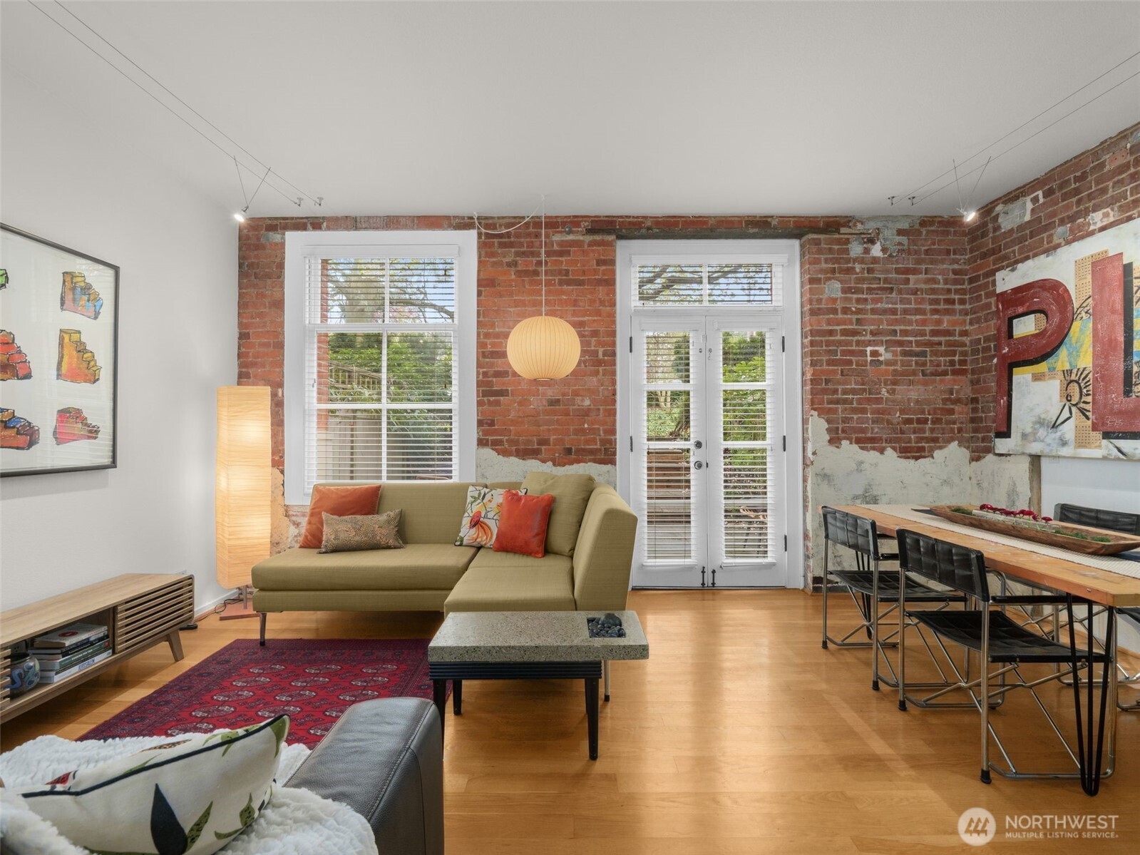 1401 5th Avenue W #104, Seattle, WA 98119