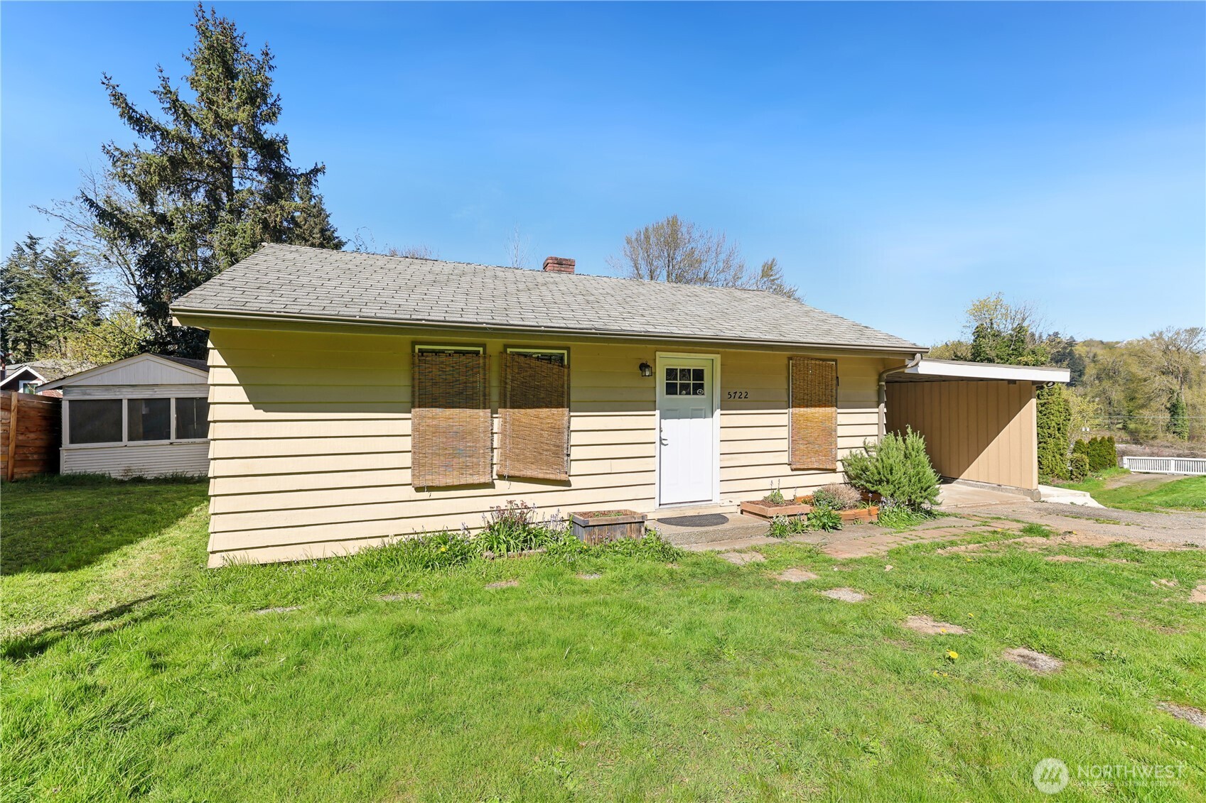 5722 S 142nd Street , Tukwila, WA 98168