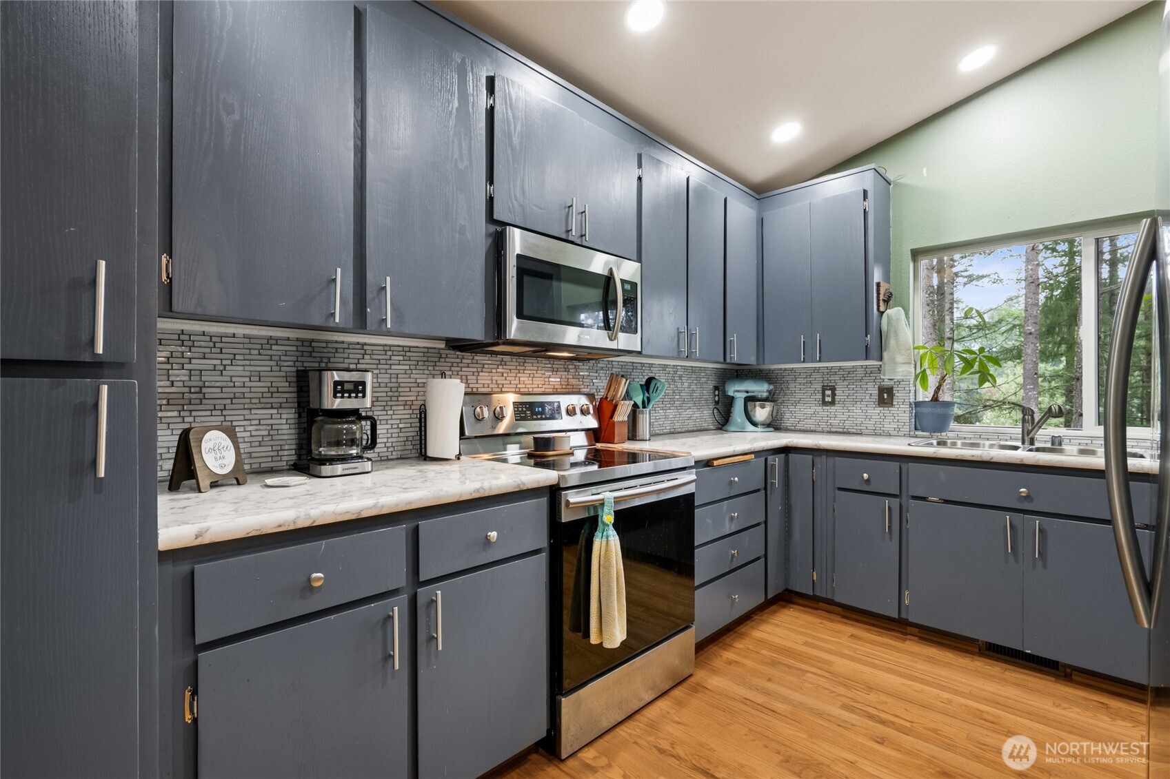 17631 Clear Lake Boulevard SE, Yelm, WA 98597