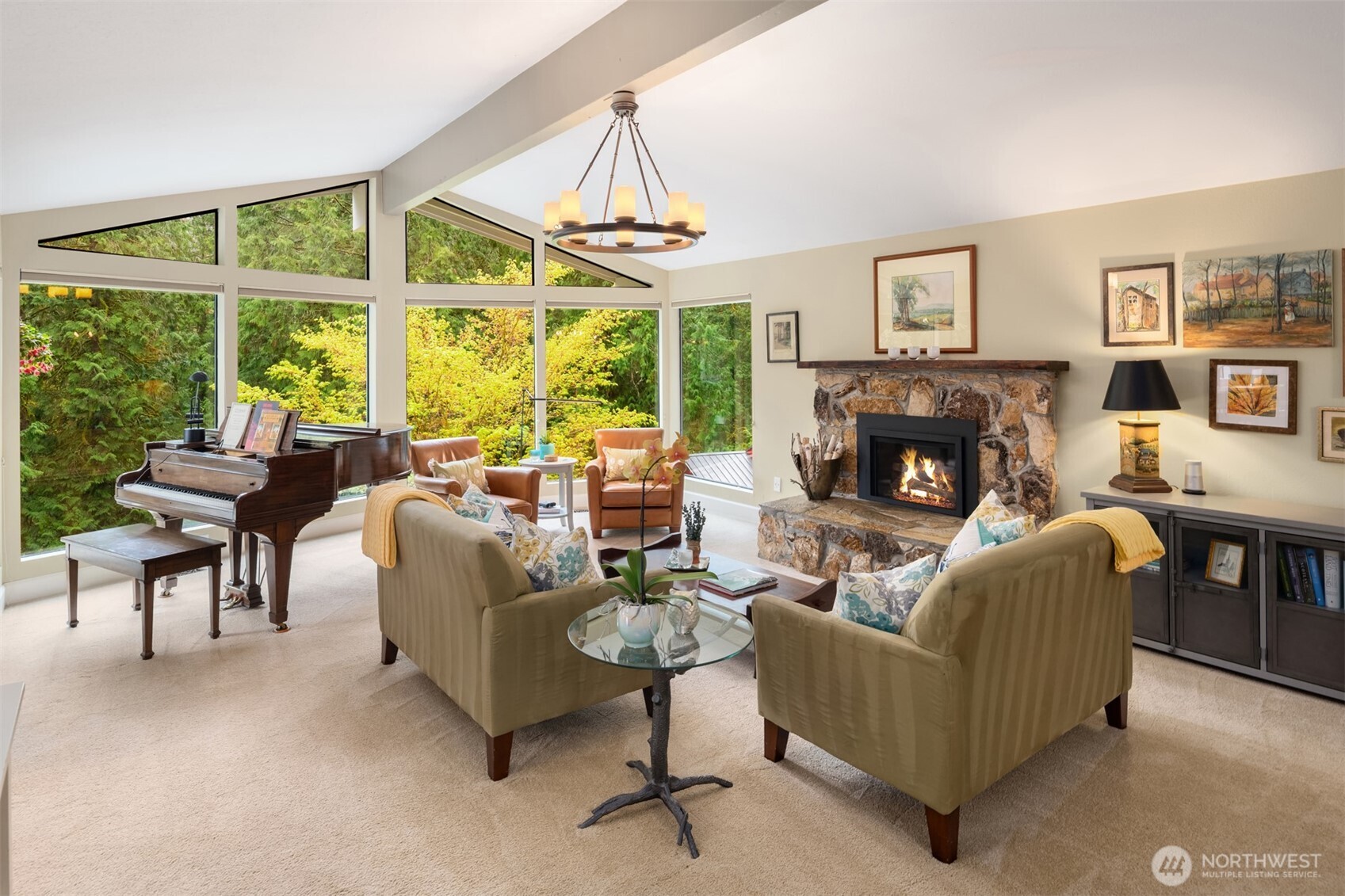14616 216th Avenue NE, Woodinville, WA 98077