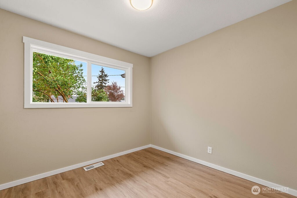 8408 Dalton Drive SW, Lakewood, WA 98498