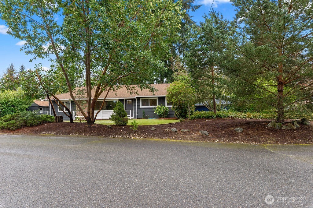 8408 Dalton Drive SW, Lakewood, WA 98498