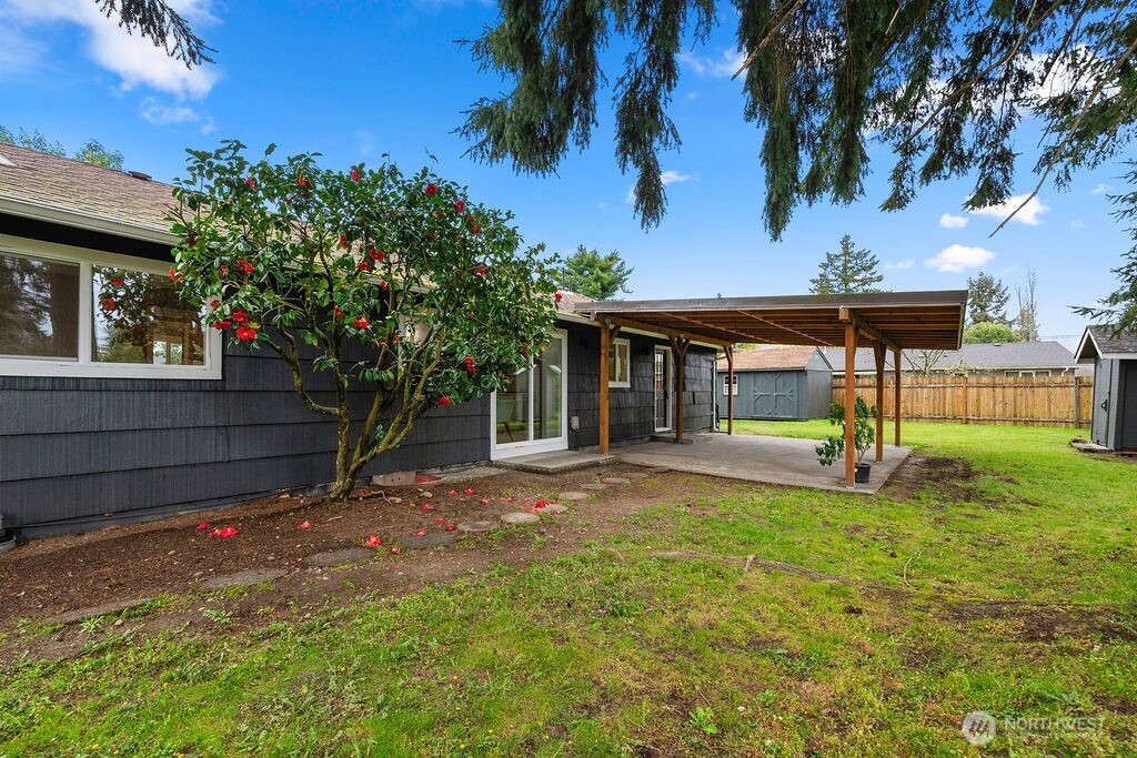 8408 Dalton Drive SW, Lakewood, WA 98498