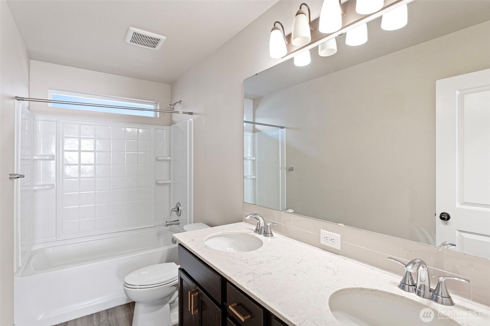 1533 27th Street NW, Puyallup, WA 98371