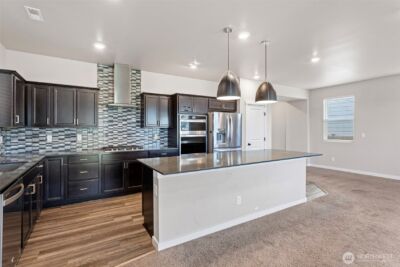 1533 27th Street NW, Puyallup, WA 98371 - Photo 6