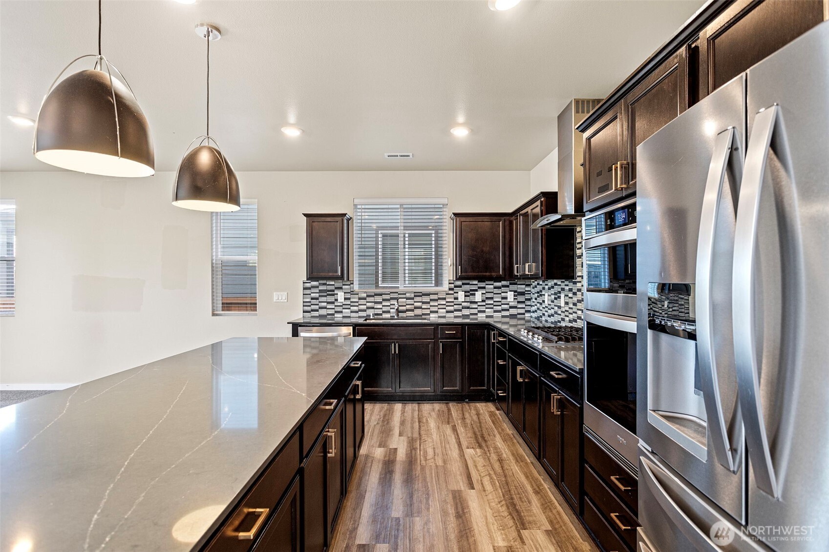 1533 27th Street NW, Puyallup, WA 98371