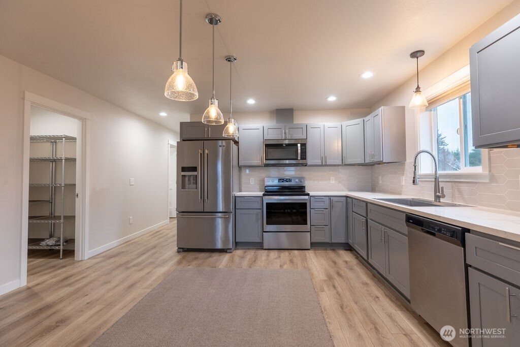 997 King John's Way , Forks, WA 98331