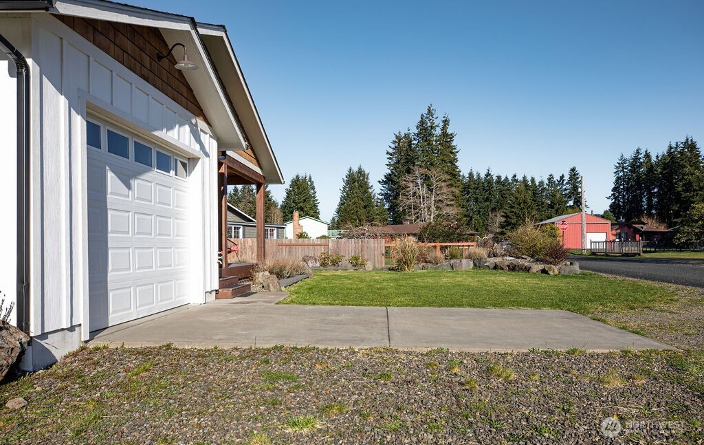 997 King John's Way , Forks, WA 98331