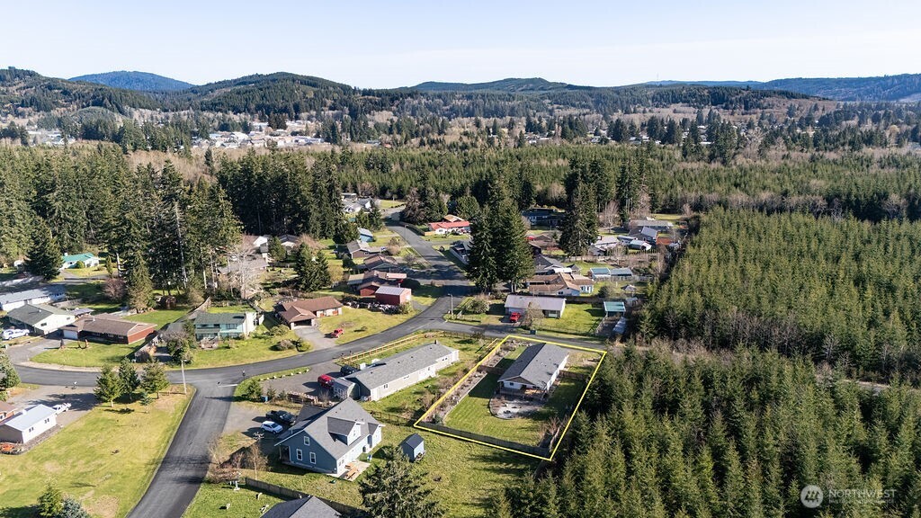 997 King John's Way , Forks, WA 98331