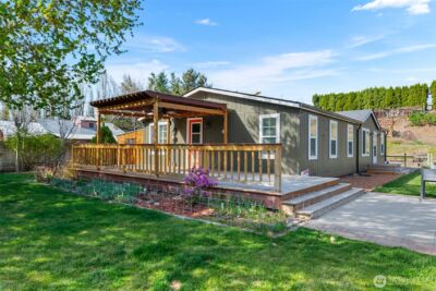 2524 NE J Street , East Wenatchee, WA 98802 - Photo 5