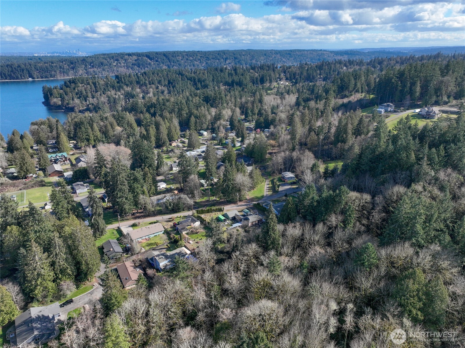 8161 Sandy Road NE, Bremerton, WA 98311-9314