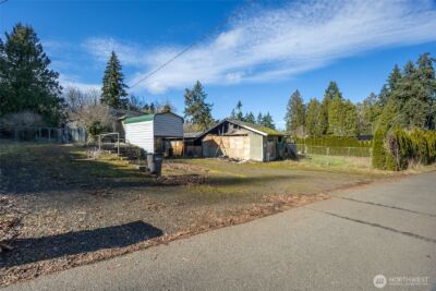 8161 Sandy Road NE, Bremerton, WA 98311-9314 - Photo 2