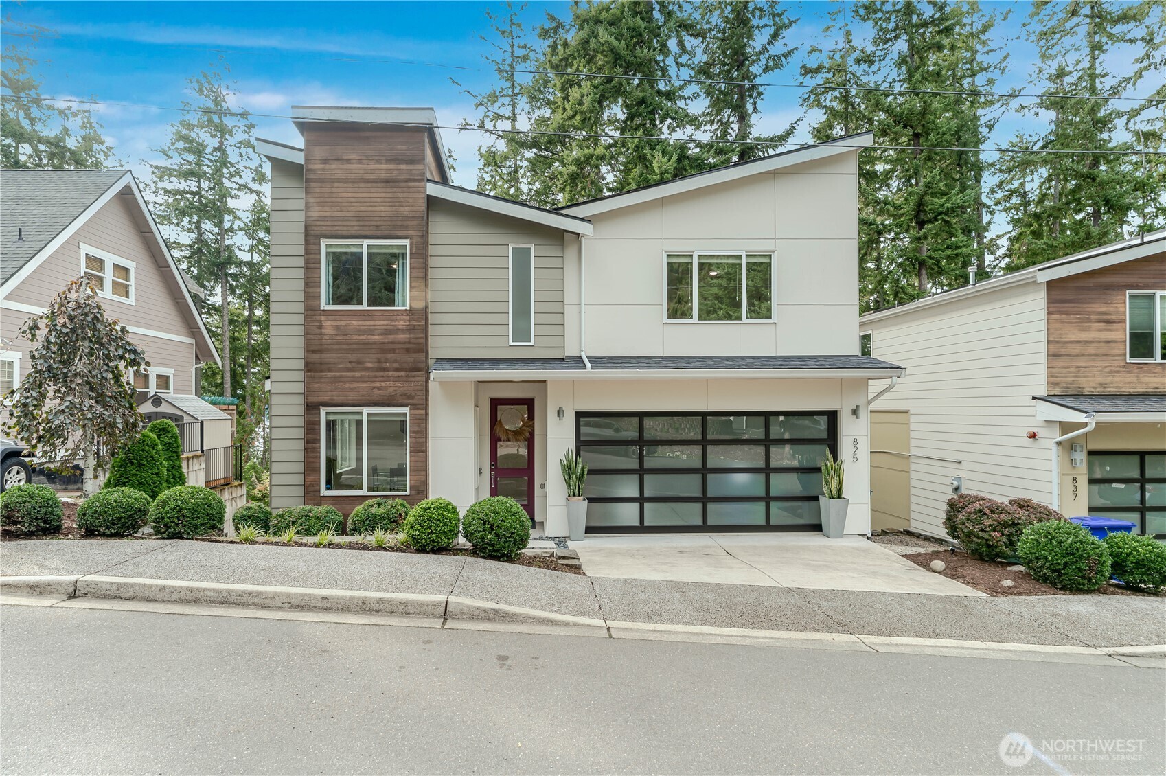 825 206th Avenue NE, Sammamish, WA 98074-6651