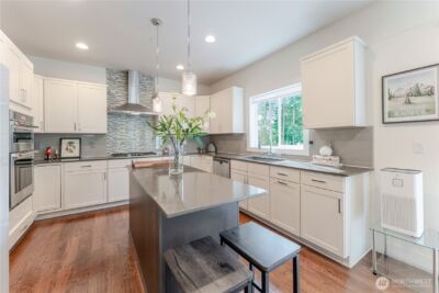 825 206th Avenue NE, Sammamish, WA 98074-6651 - Photo 17