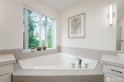 825 206th Avenue NE, Sammamish, WA 98074-6651 - Photo 26