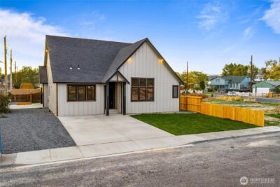 315 Buttercup Street , Soap Lake, WA 98851 - Photo 2