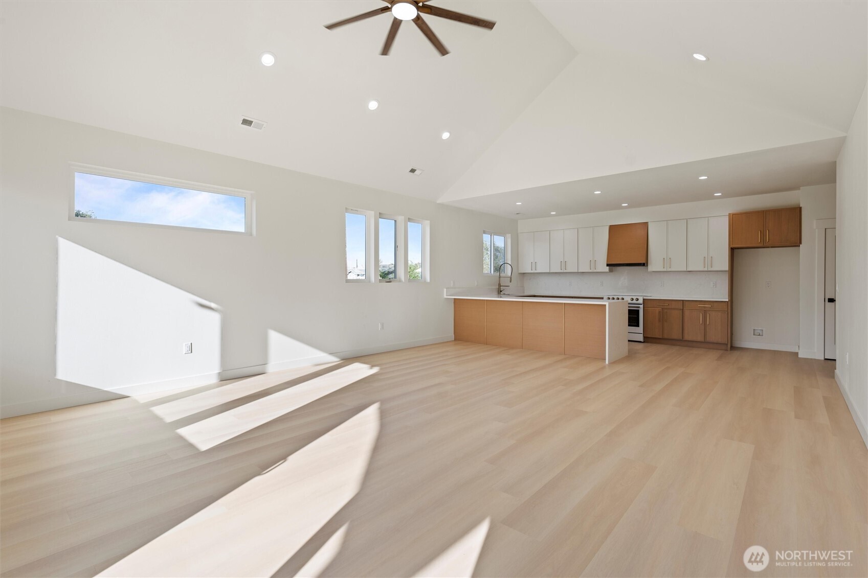315 Buttercup Street , Soap Lake, WA 98851