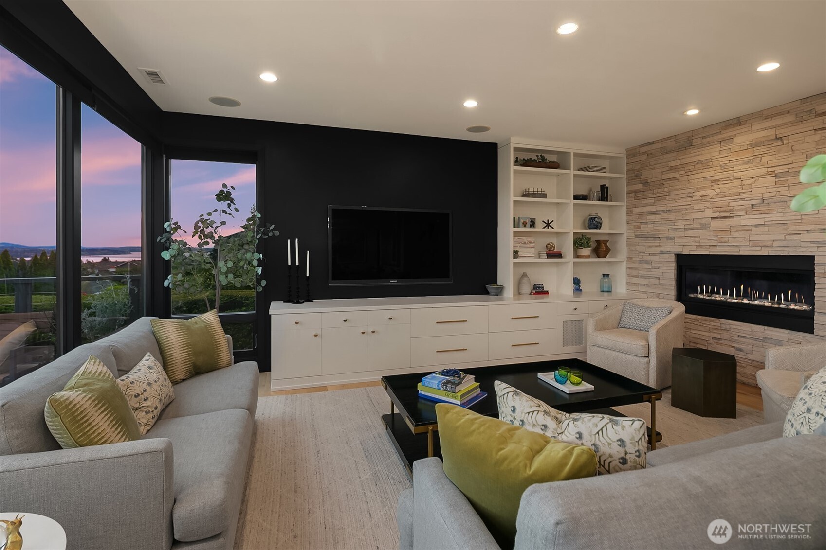 7310 51st Avenue NE, Seattle, WA 98115