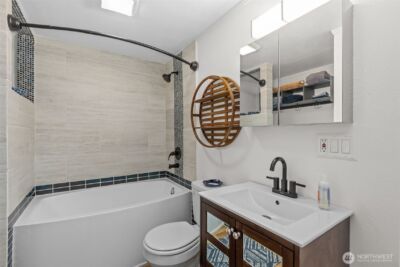 215 Hubbard Road , Lynnwood, WA 98036 - Photo 22