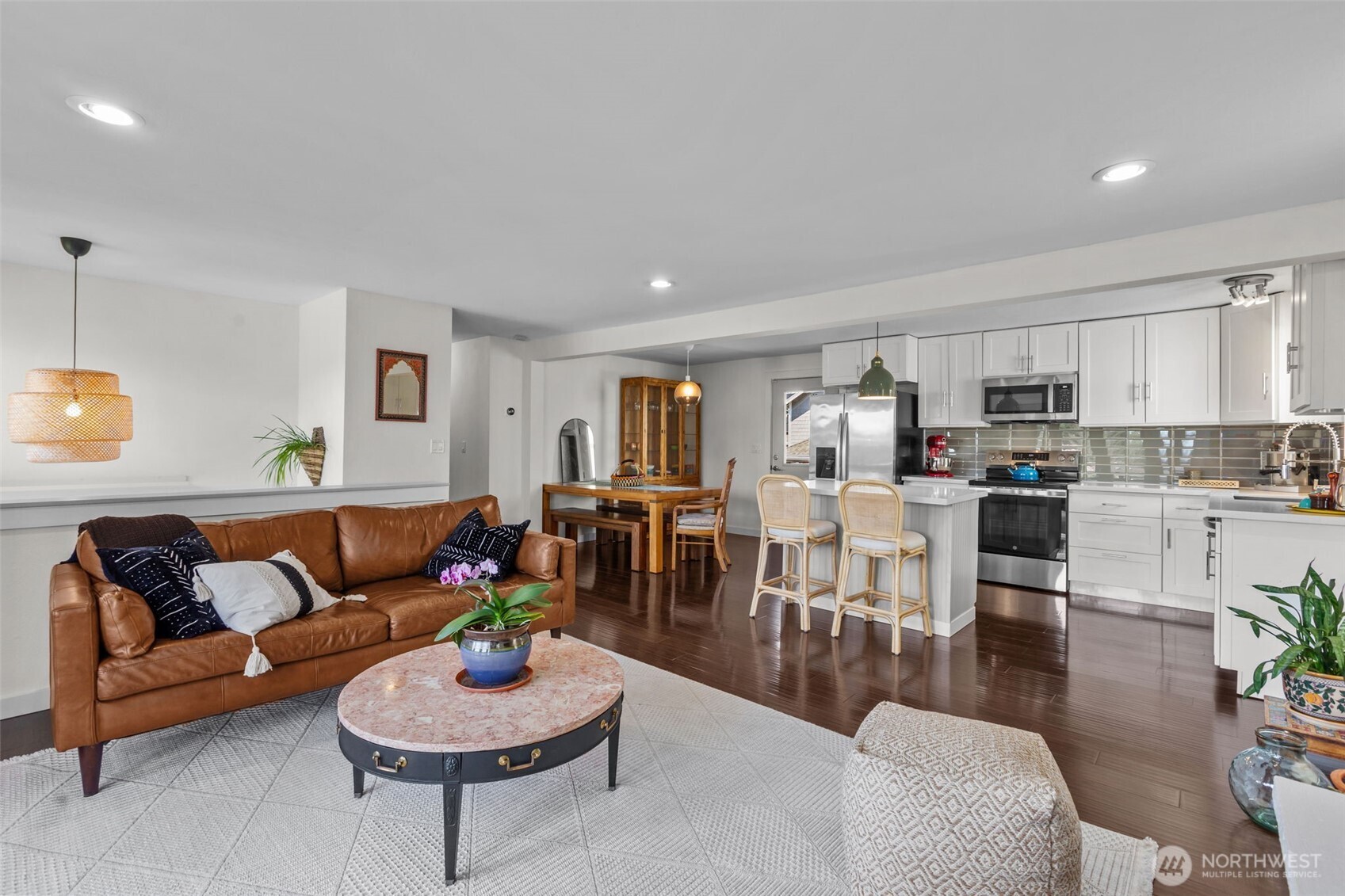 215 Hubbard Road , Lynnwood, WA 98036