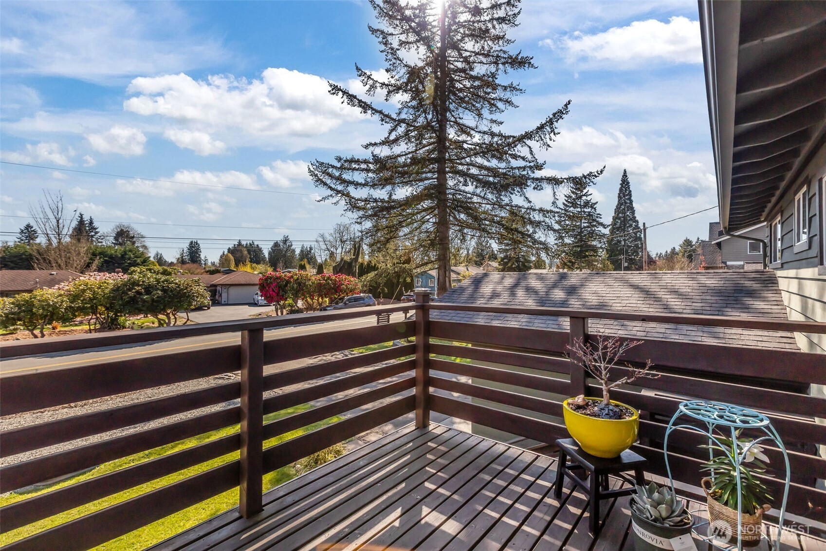 215 Hubbard Road , Lynnwood, WA 98036