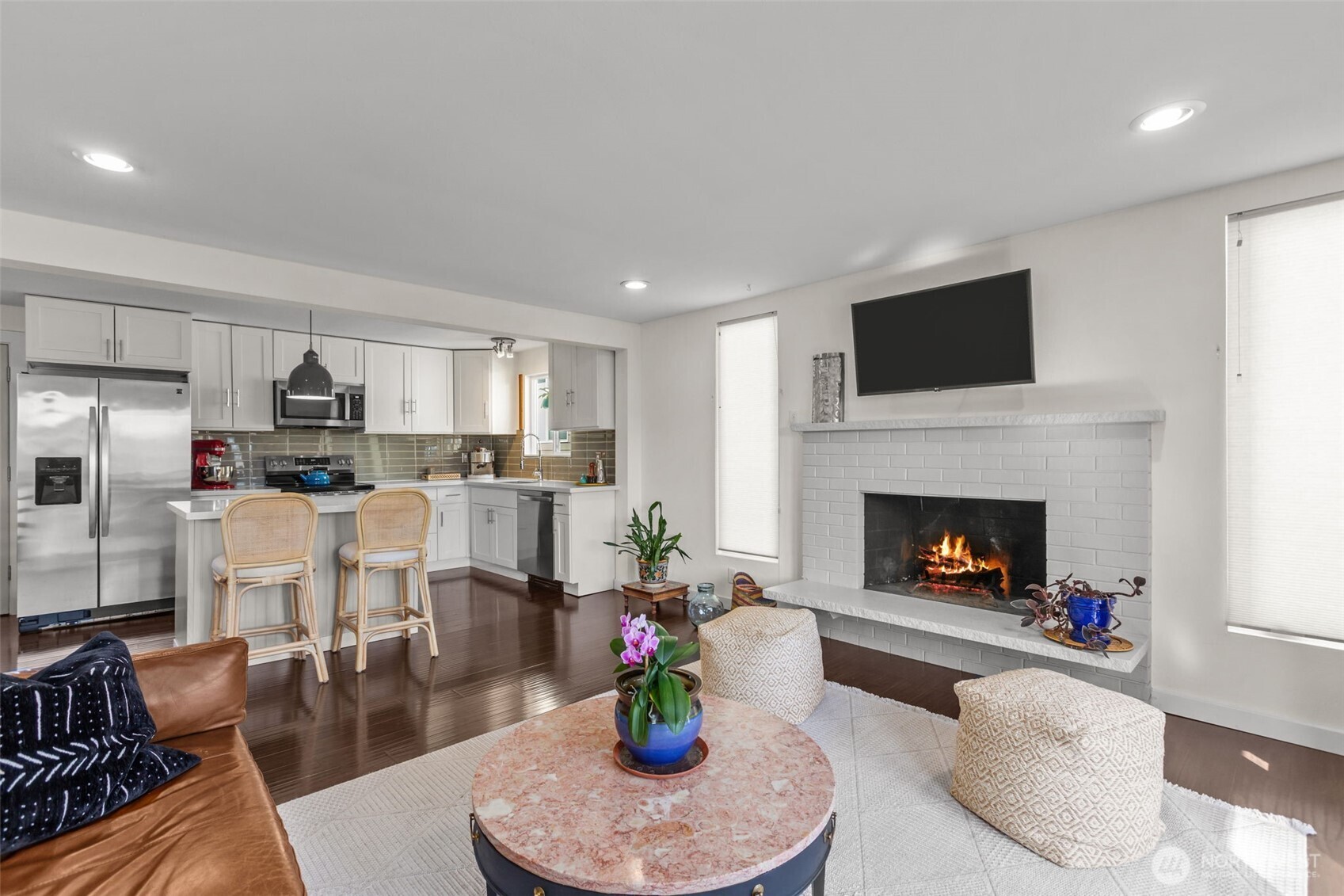 215 Hubbard Road , Lynnwood, WA 98036