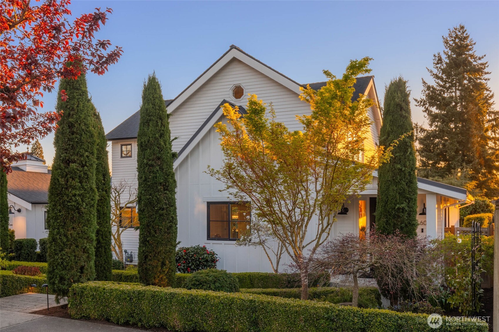 6035 111th Avenue NE, Kirkland, WA 98033