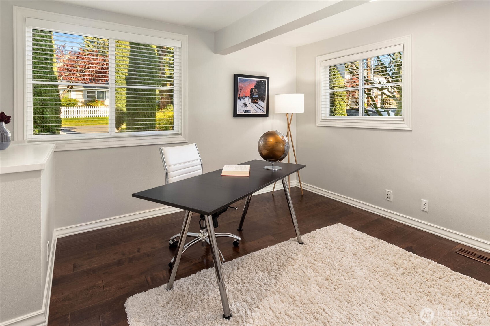 6035 111th Avenue NE, Kirkland, WA 98033