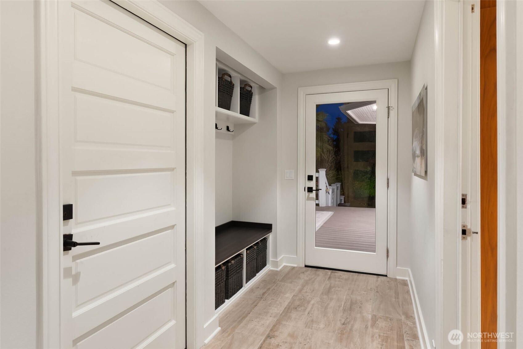 6035 111th Avenue NE, Kirkland, WA 98033
