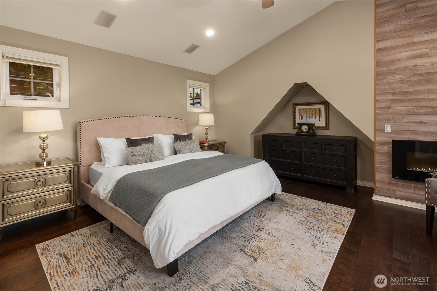 6035 111th Avenue NE, Kirkland, WA 98033