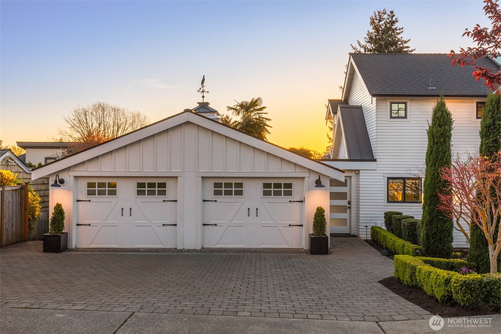 6035 111th Avenue NE, Kirkland, WA 98033