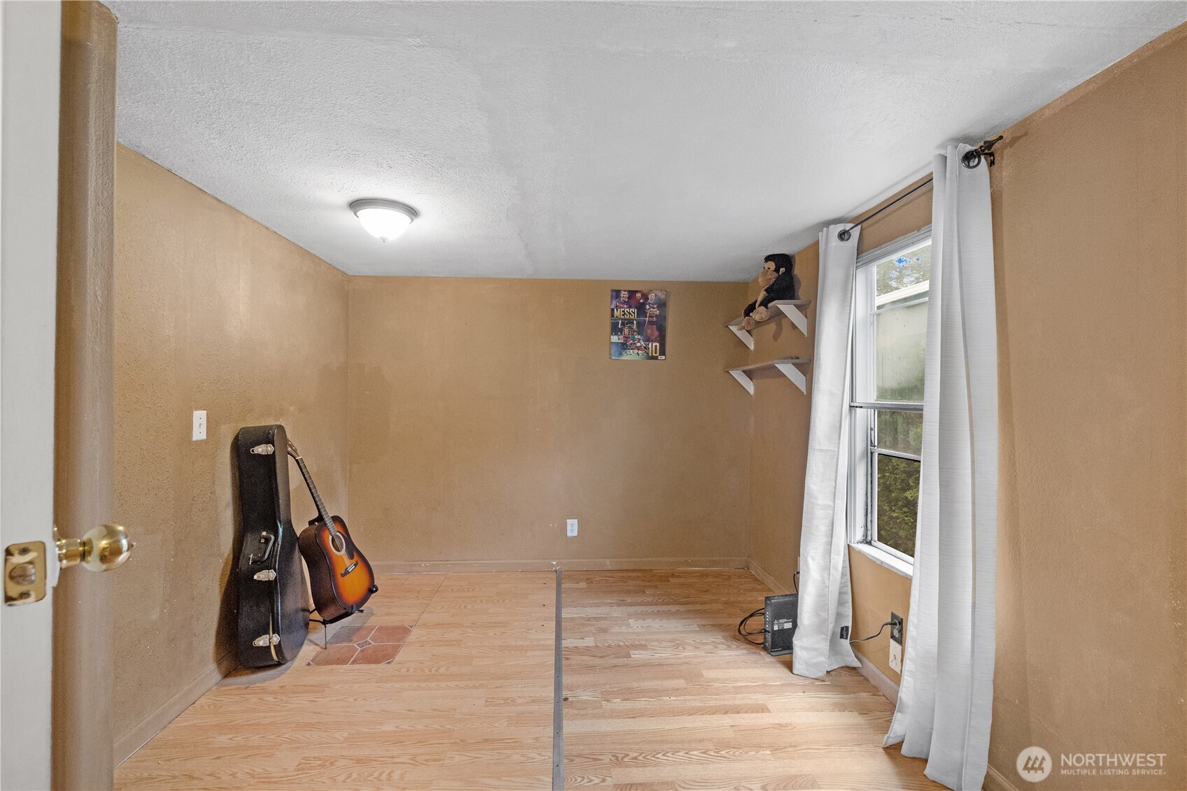 9810 State Avenue #16, Marysville, WA 98270