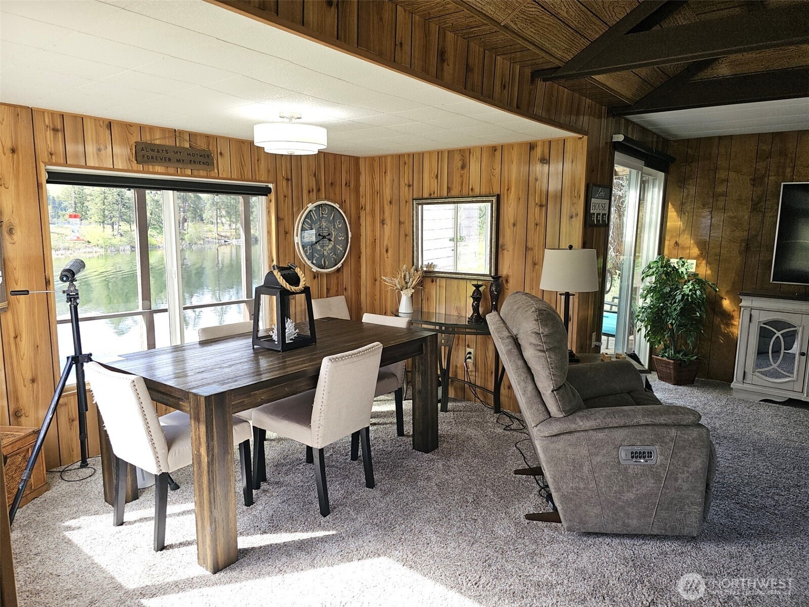 7 Bremner Lane , Republic, WA 99166