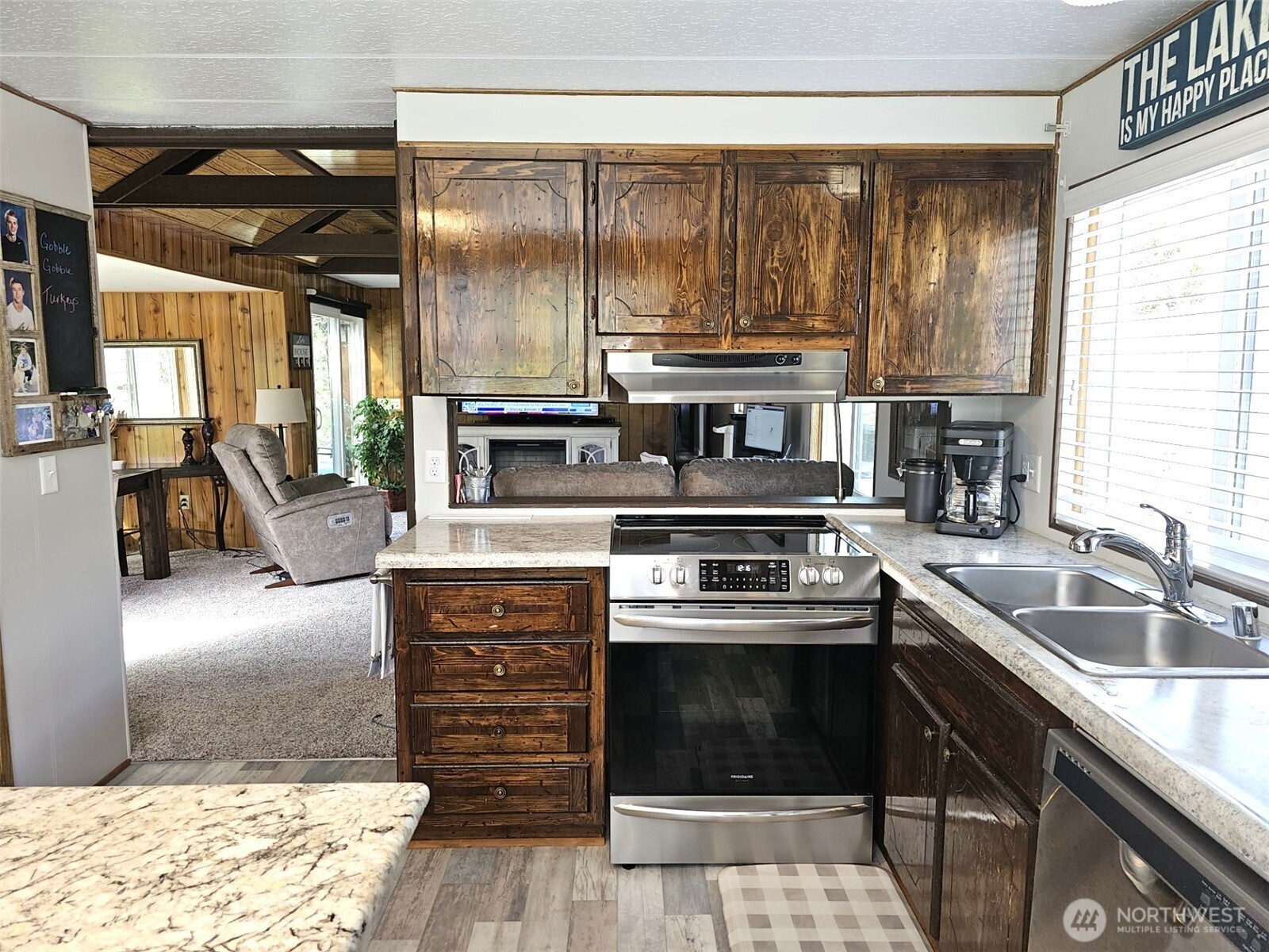 7 Bremner Lane , Republic, WA 99166