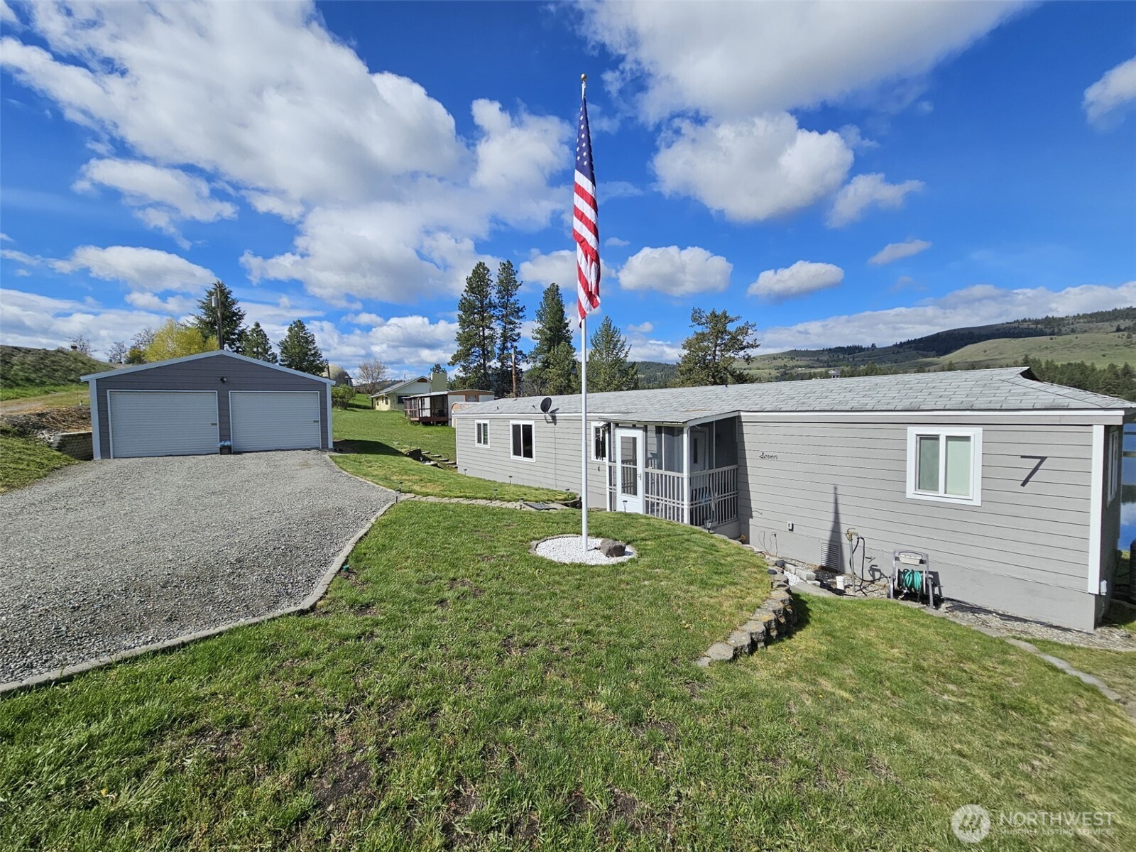 7 Bremner Lane , Republic, WA 99166