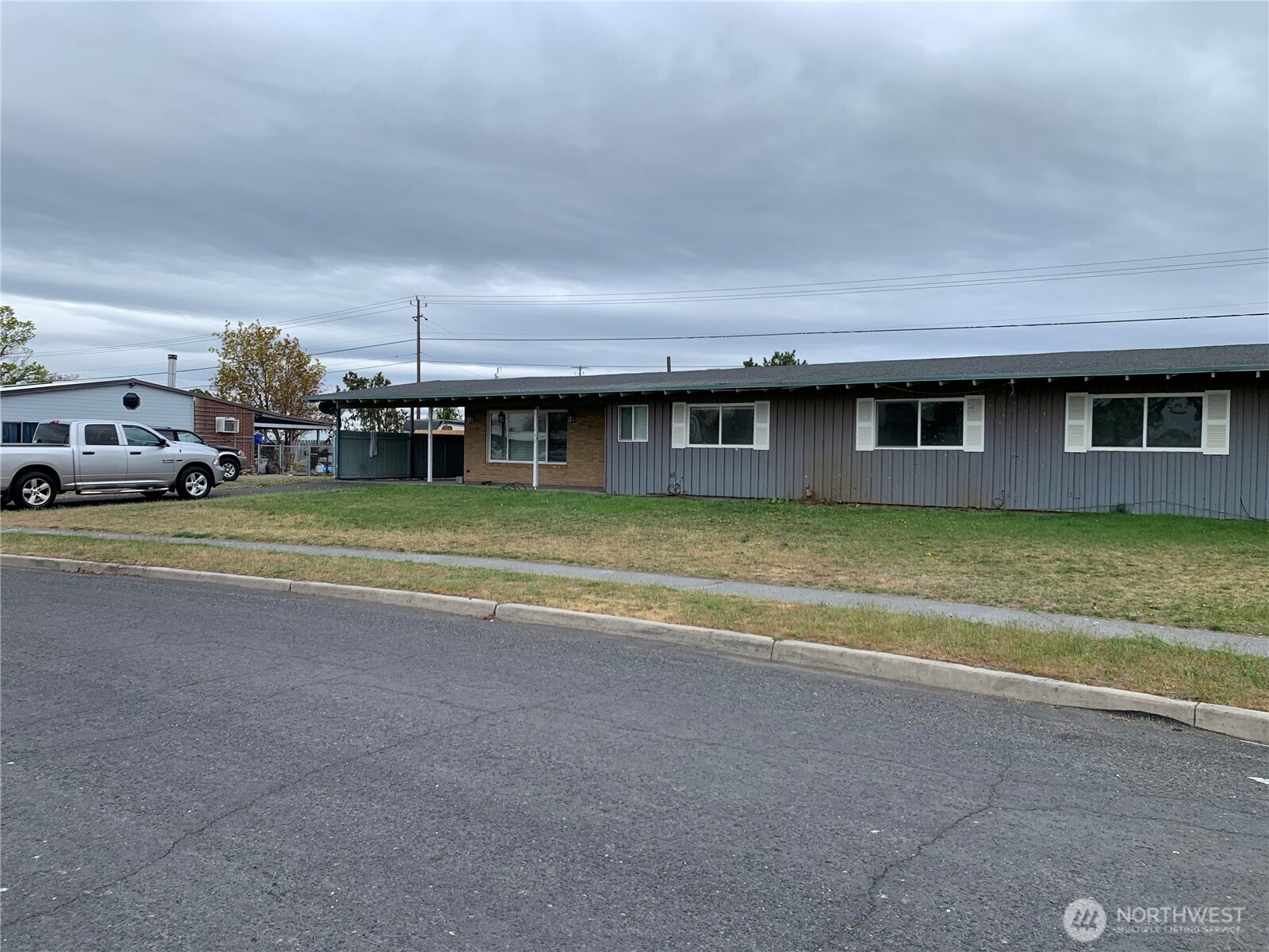 137 Schilling , Moses Lake, WA 98837