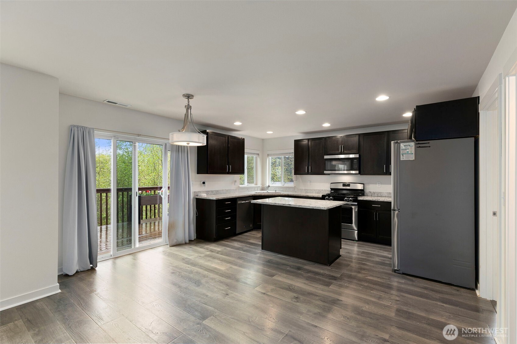 744 Courage Court , Port Orchard, WA 98366
