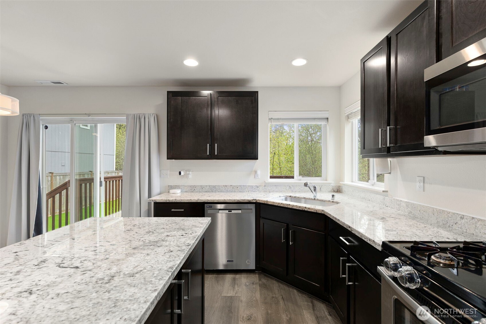 744 Courage Court , Port Orchard, WA 98366