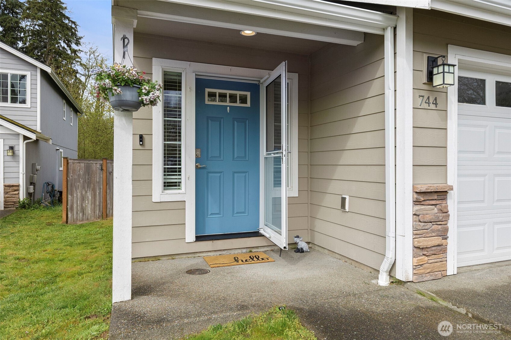 744 Courage Court , Port Orchard, WA 98366