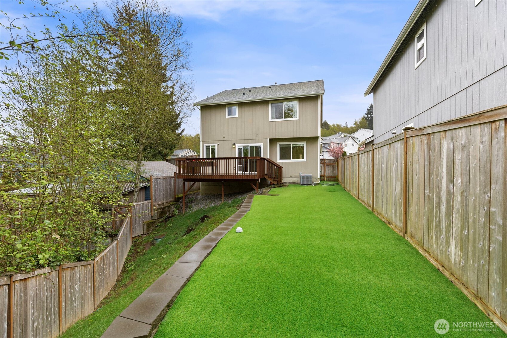 744 Courage Court , Port Orchard, WA 98366