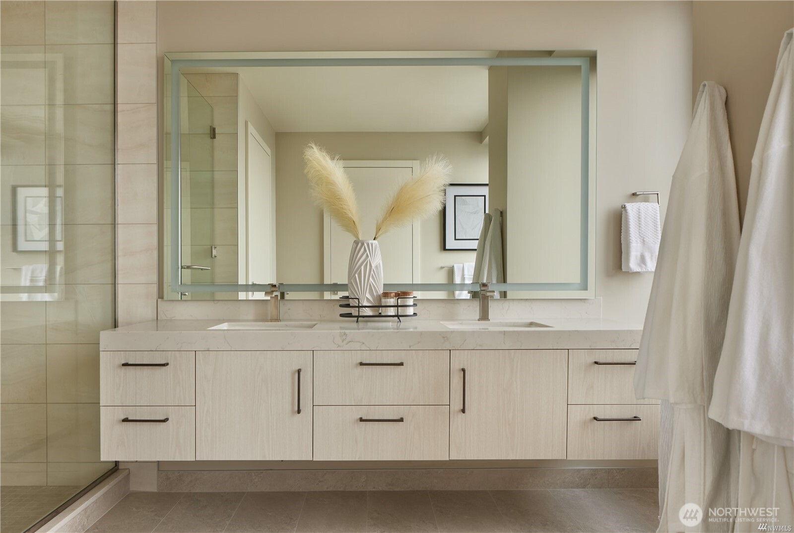 1340 4th Avenue #5706, Seattle, WA 98101