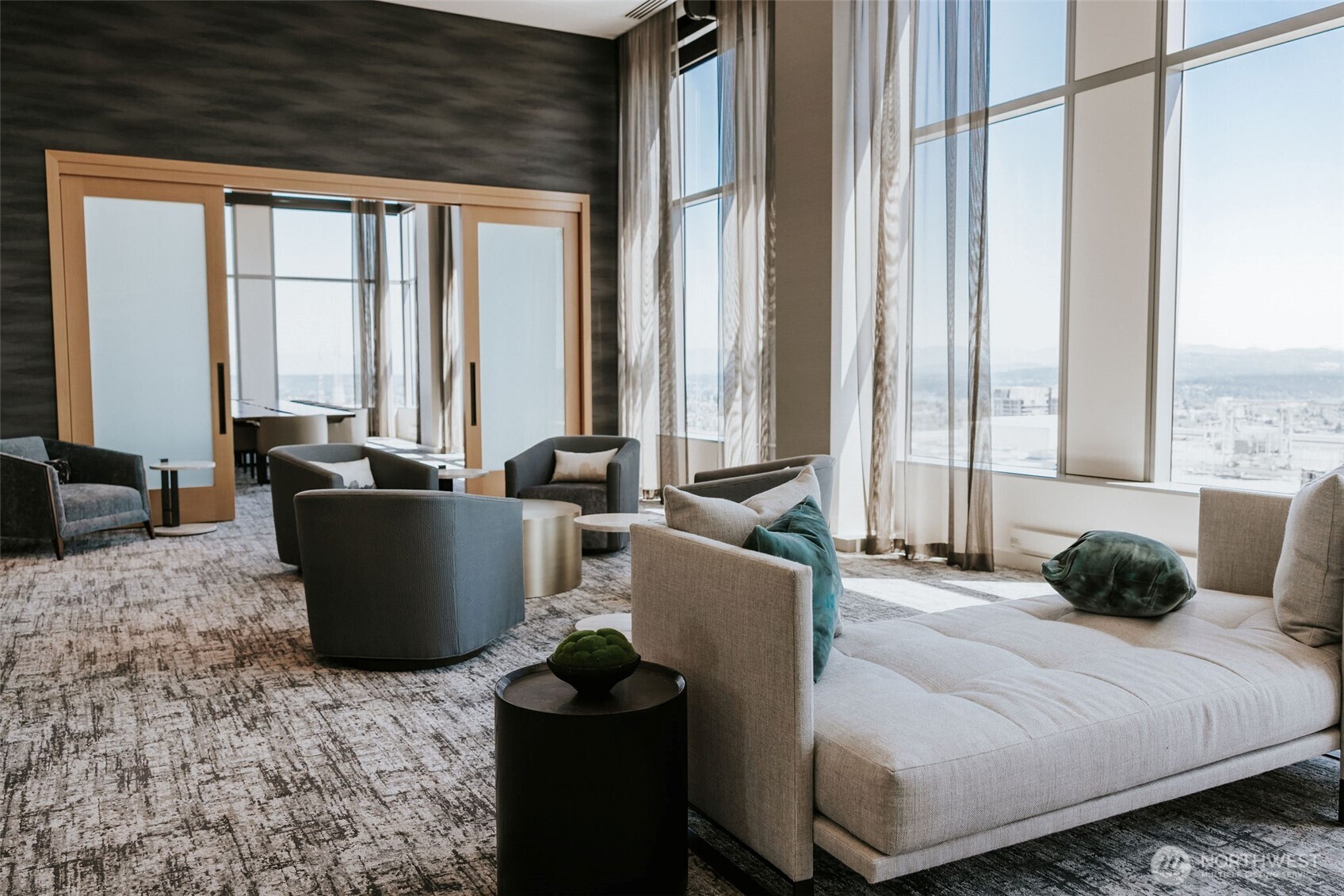 1340 4th Avenue #5706, Seattle, WA 98101