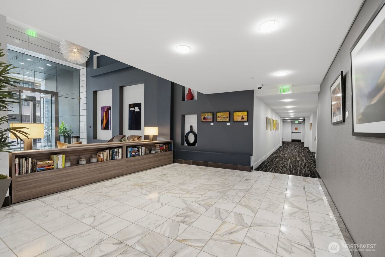 2911 2nd Avenue #709, Seattle, WA 98121