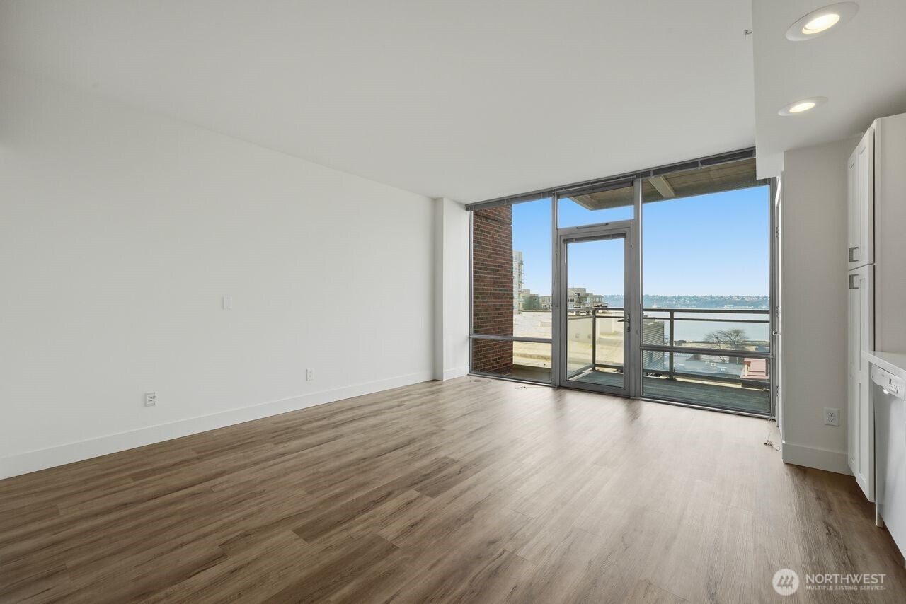 2911 2nd Avenue #709, Seattle, WA 98121