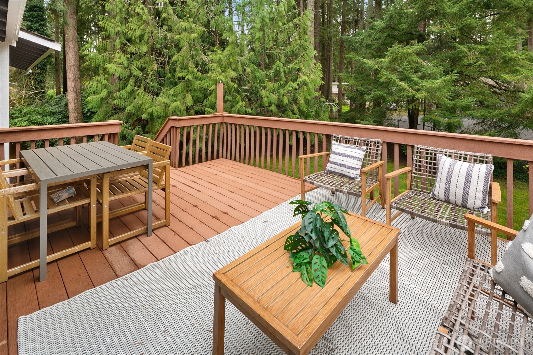 19044 NE 165th Place , Woodinville, WA 98072