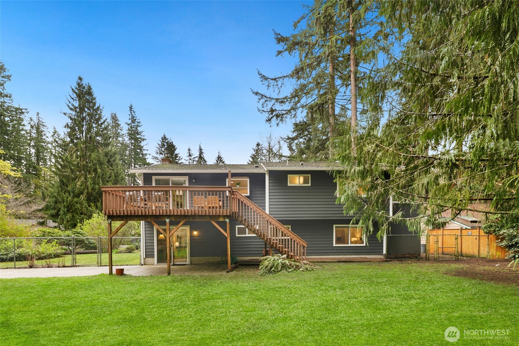19044 NE 165th Place , Woodinville, WA 98072